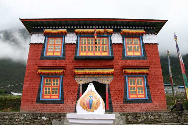lukla_monastery