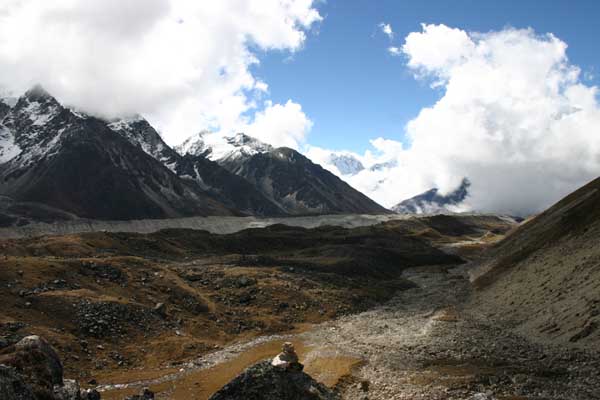 kumbu_valley