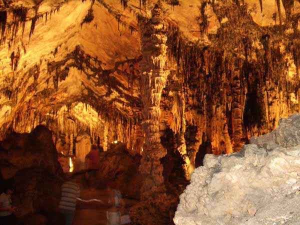 cave1